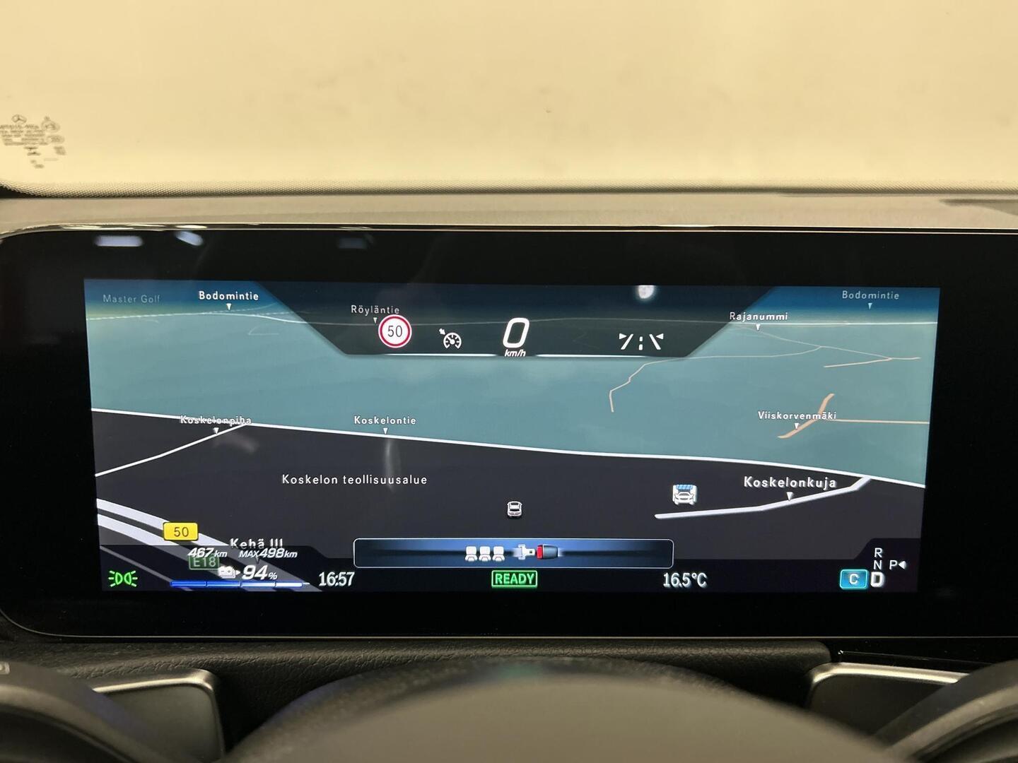 MERCEDES-BENZ EQB 2025