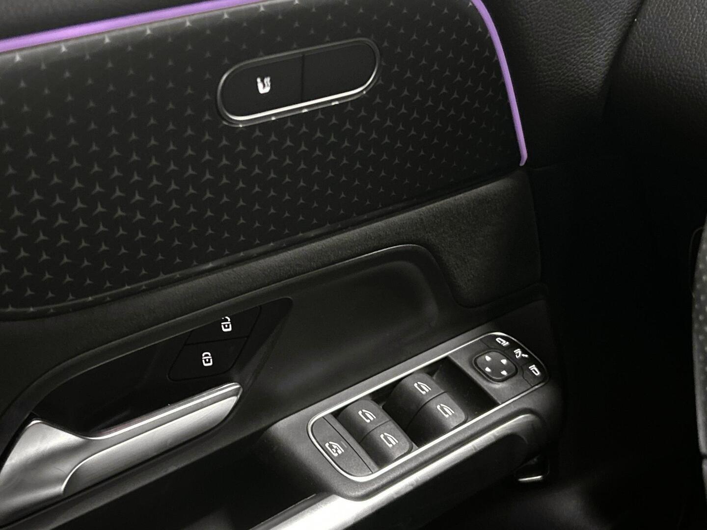 MERCEDES-BENZ EQB 2025