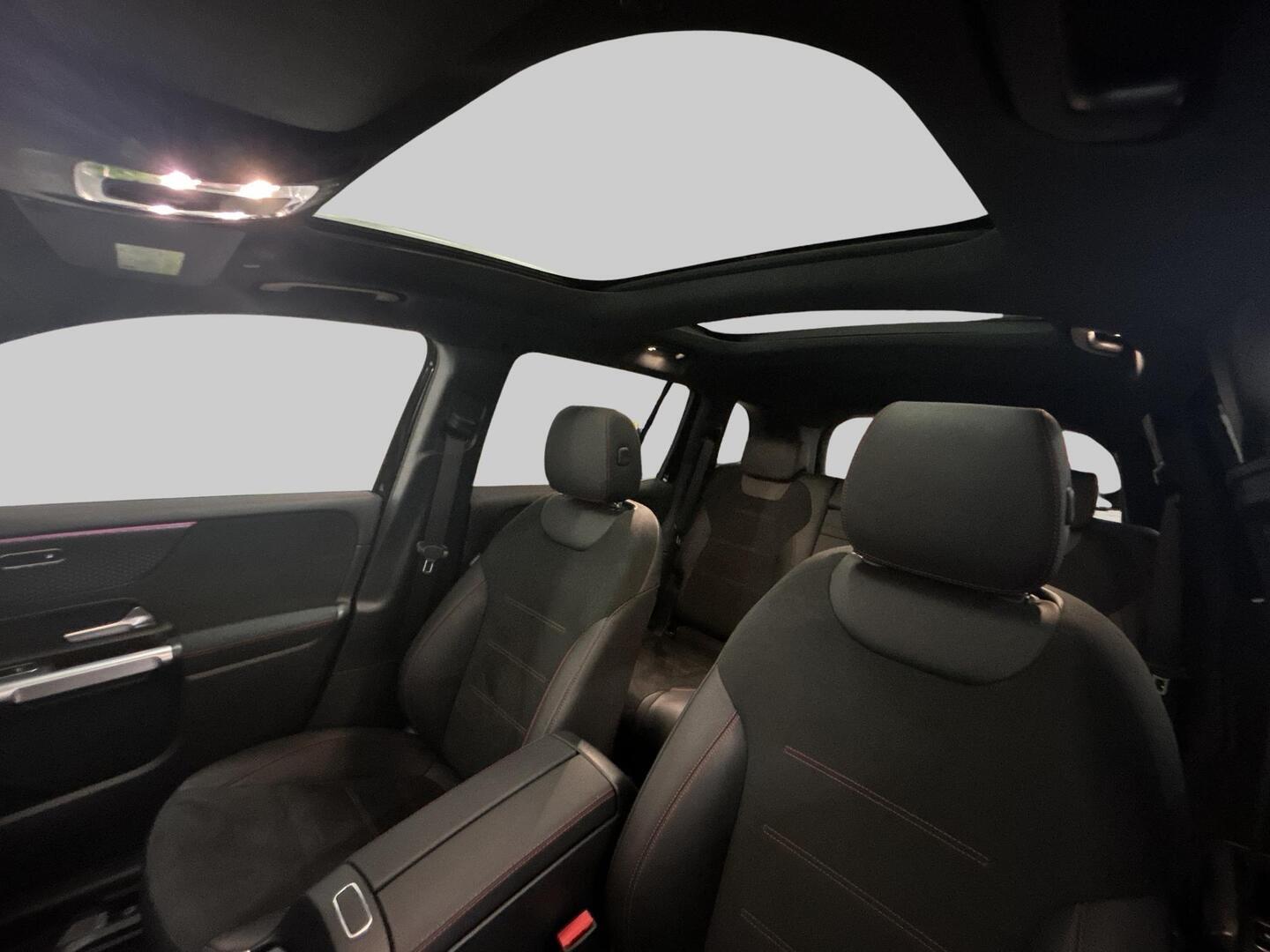 MERCEDES-BENZ EQB 2025