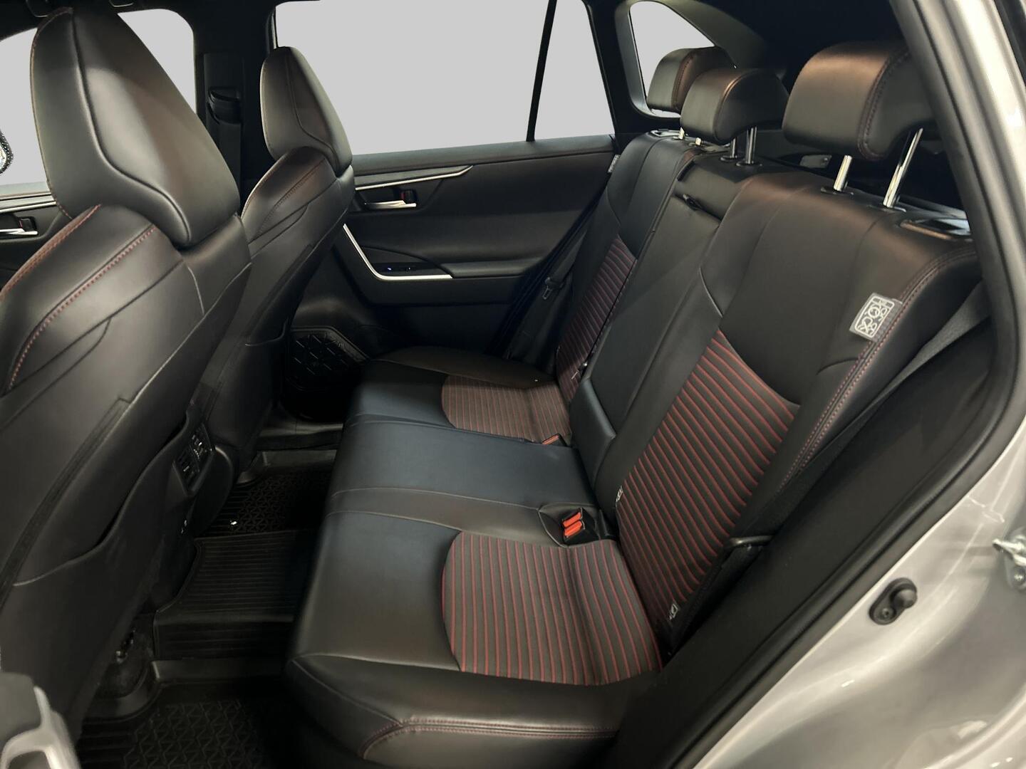 TOYOTA RAV4 Plug-in 2020