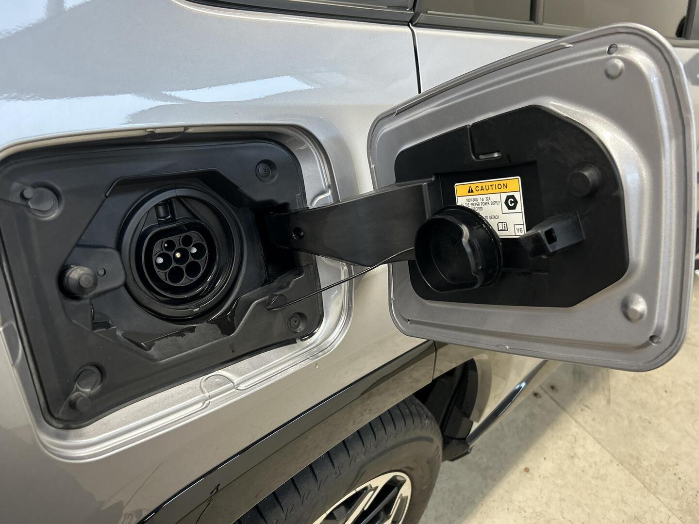 TOYOTA RAV4 Plug-in 2020