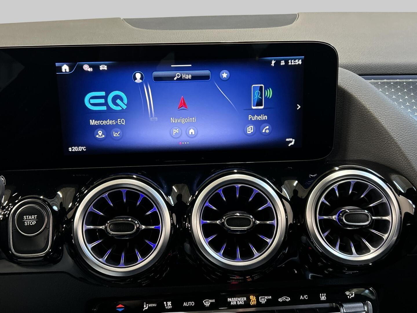 MERCEDES-BENZ EQA 2025