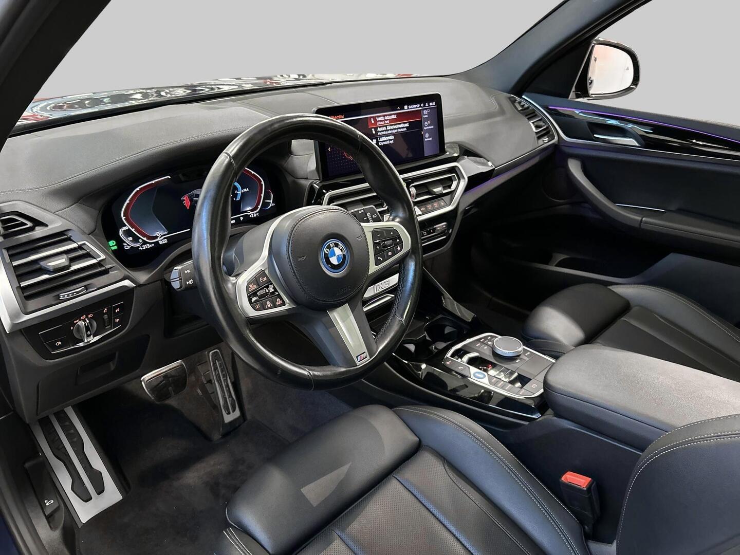 BMW iX3 2023