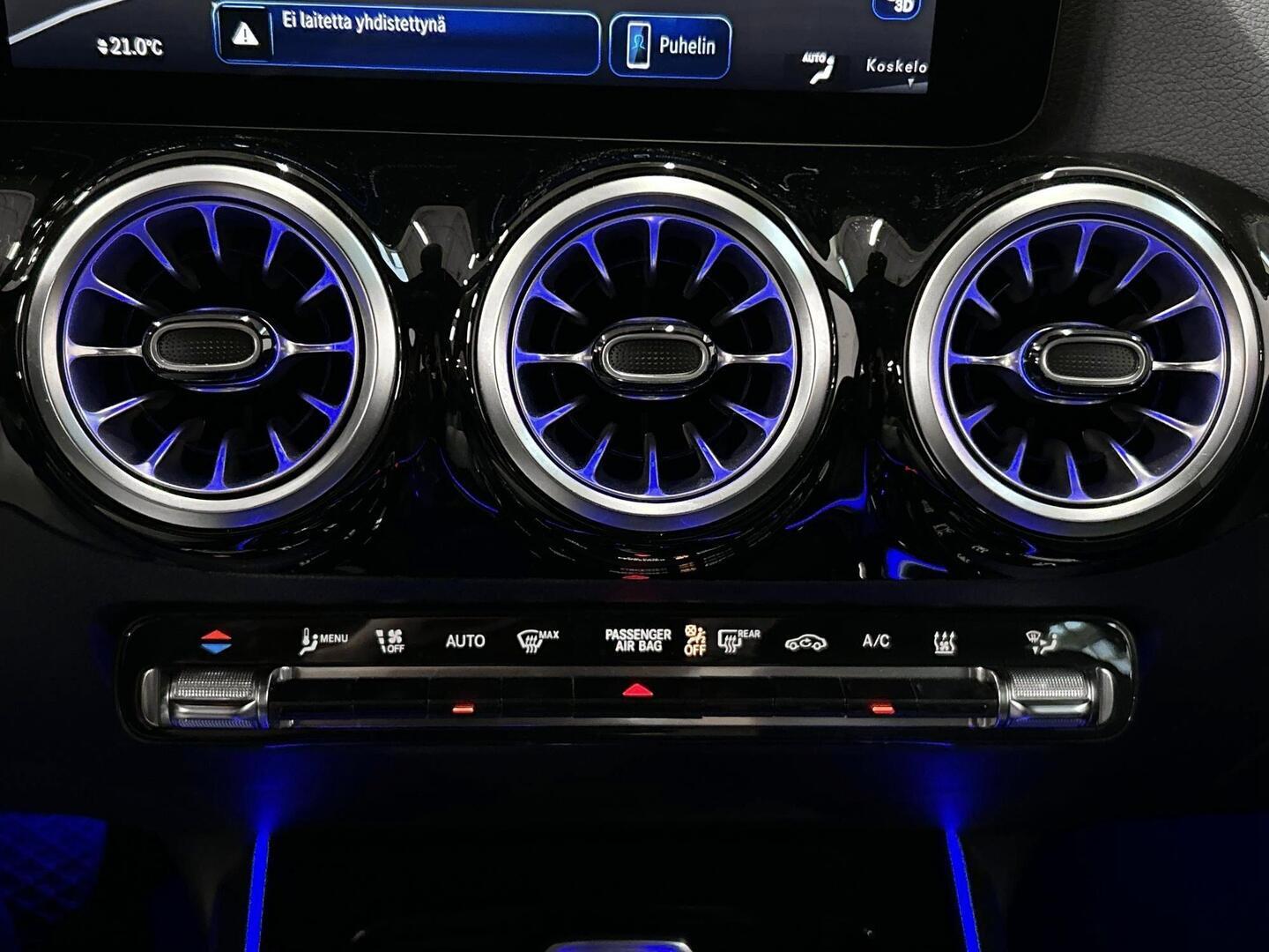 MERCEDES-BENZ EQA 2024