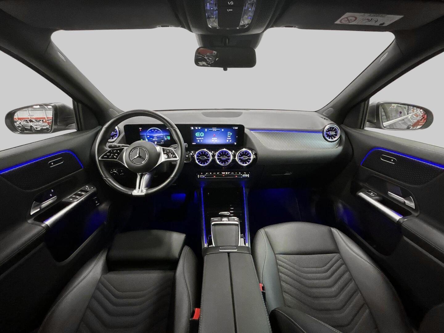 MERCEDES-BENZ EQA 2025