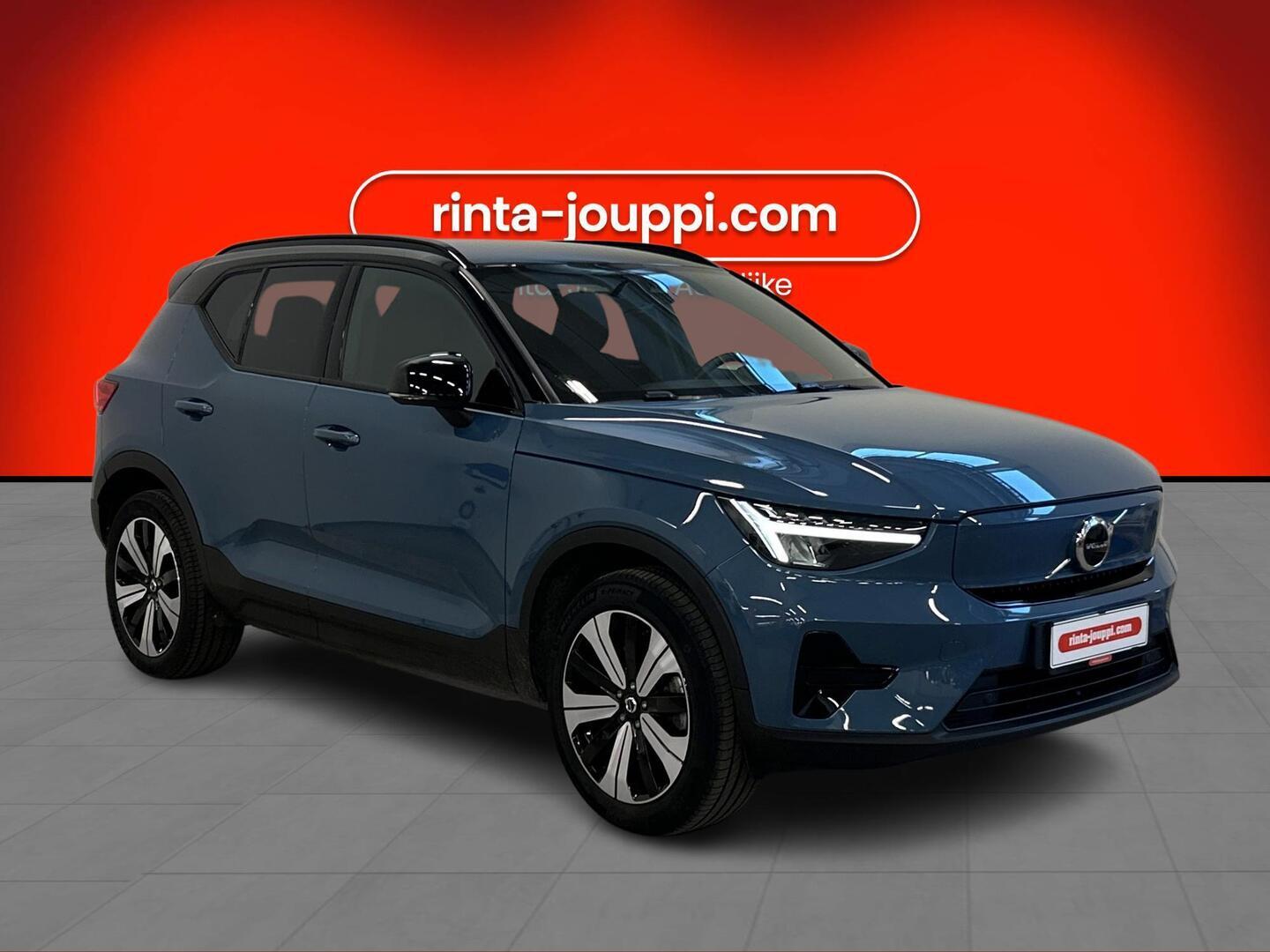 VOLVO XC40 2022