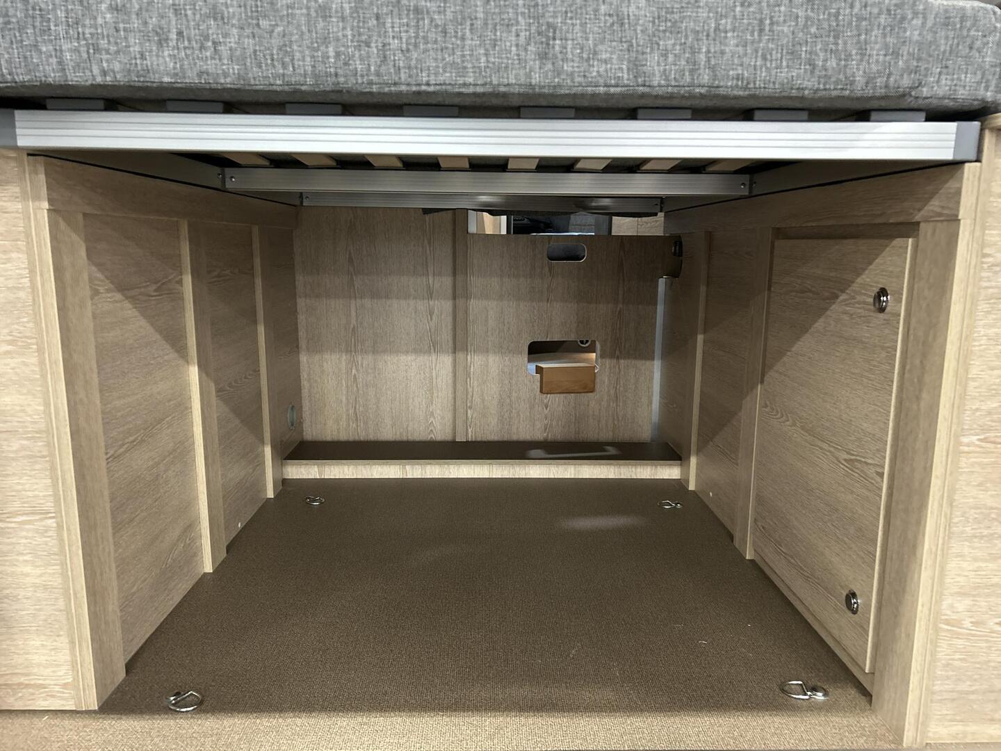 PÖSSL SUMMIT 600 2024