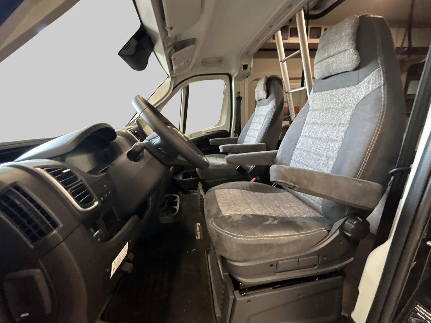 PÖSSL SUMMIT 600 2024