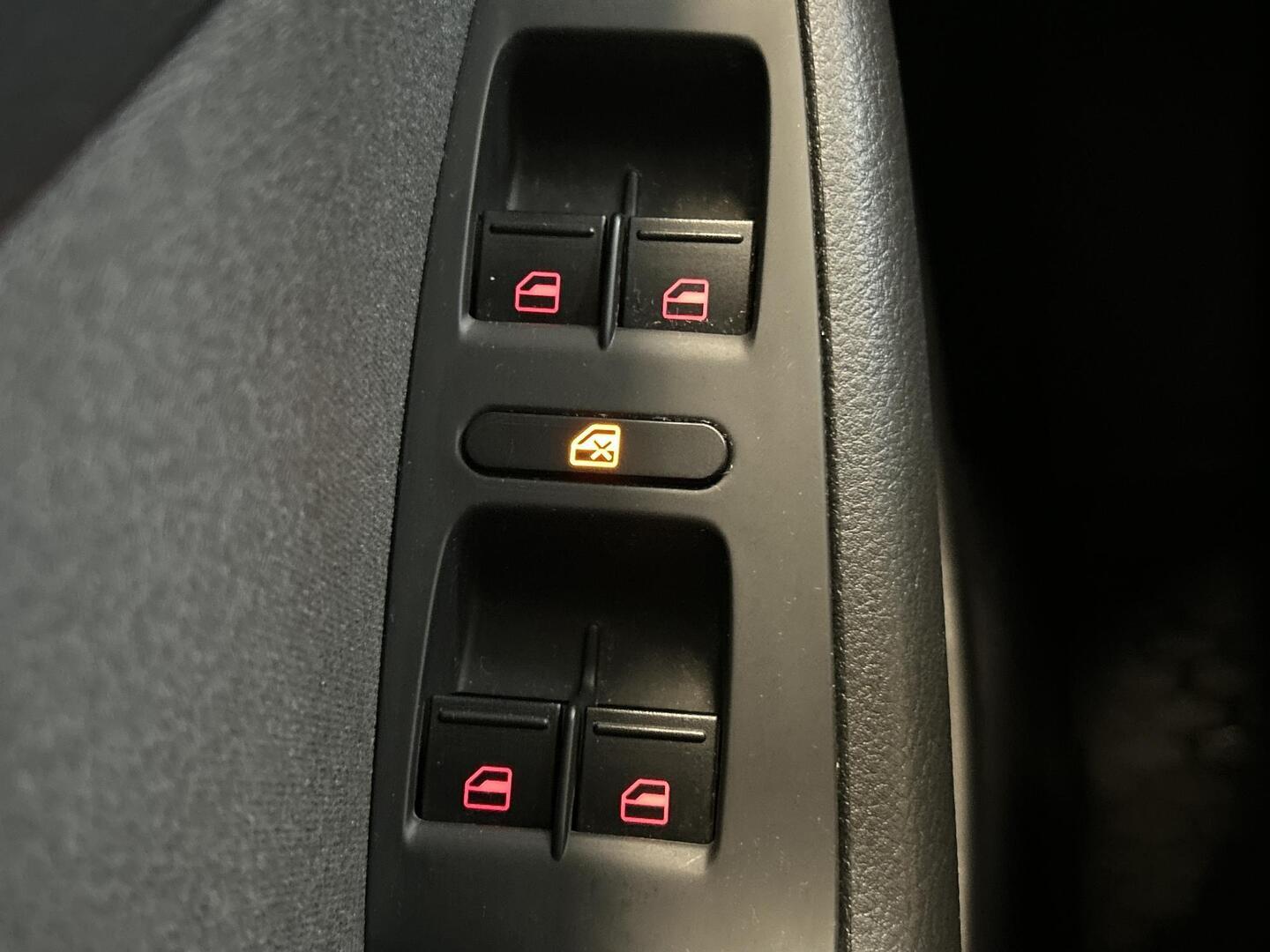 VOLKSWAGEN Jetta 2014