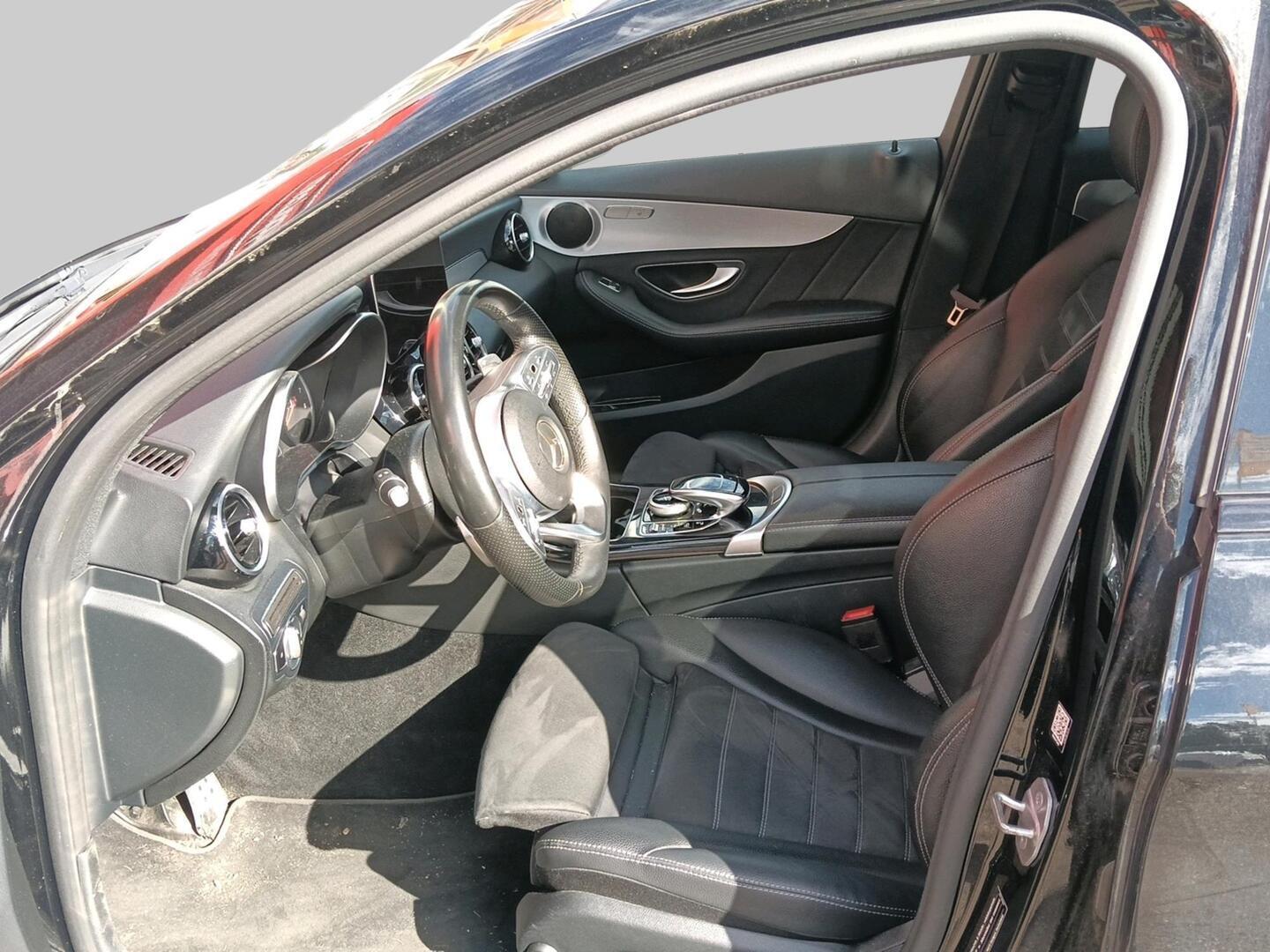MERCEDES-BENZ C 2020