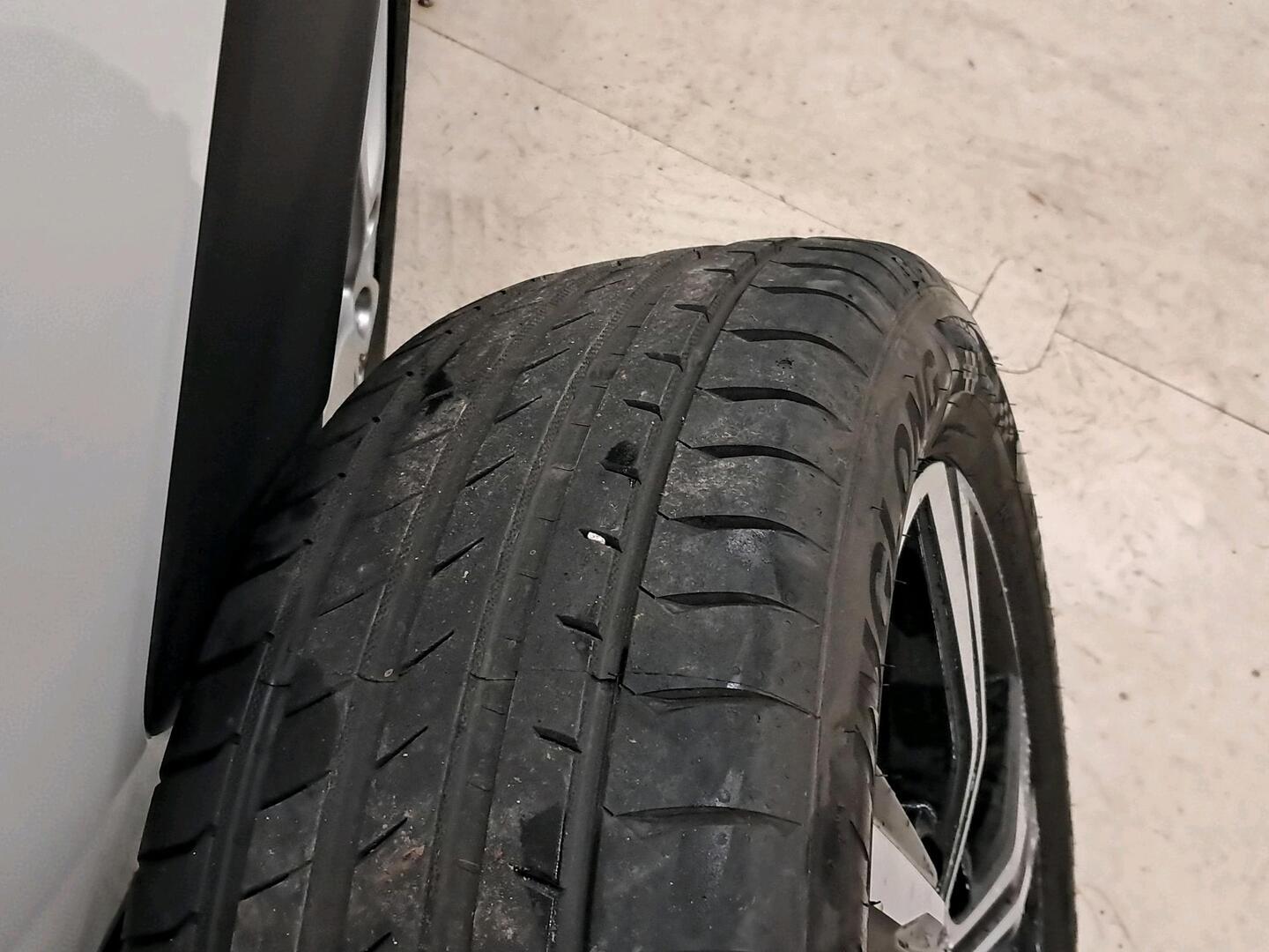 TOYOTA Corolla Cross 2023