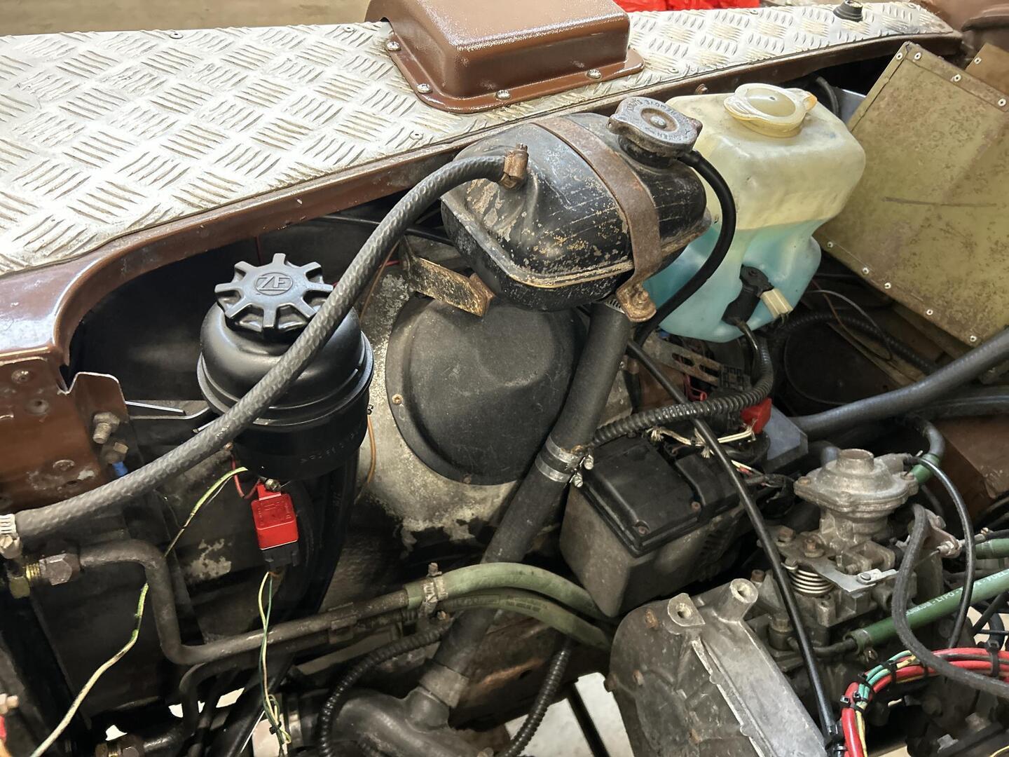 LAND ROVER DEFENDER 1984