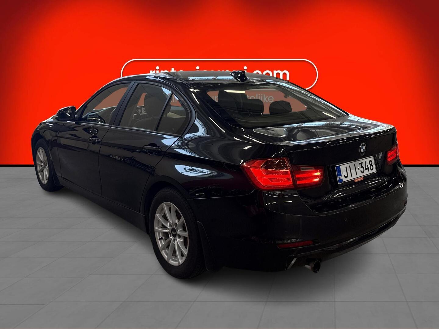 BMW 320 2012