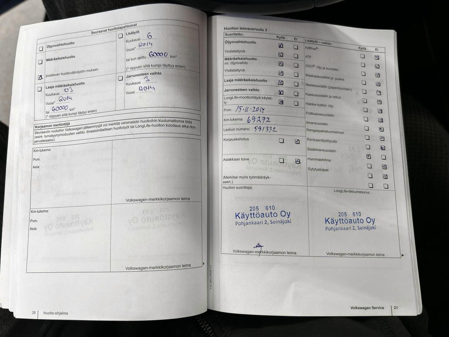 VOLKSWAGEN Passat 2011