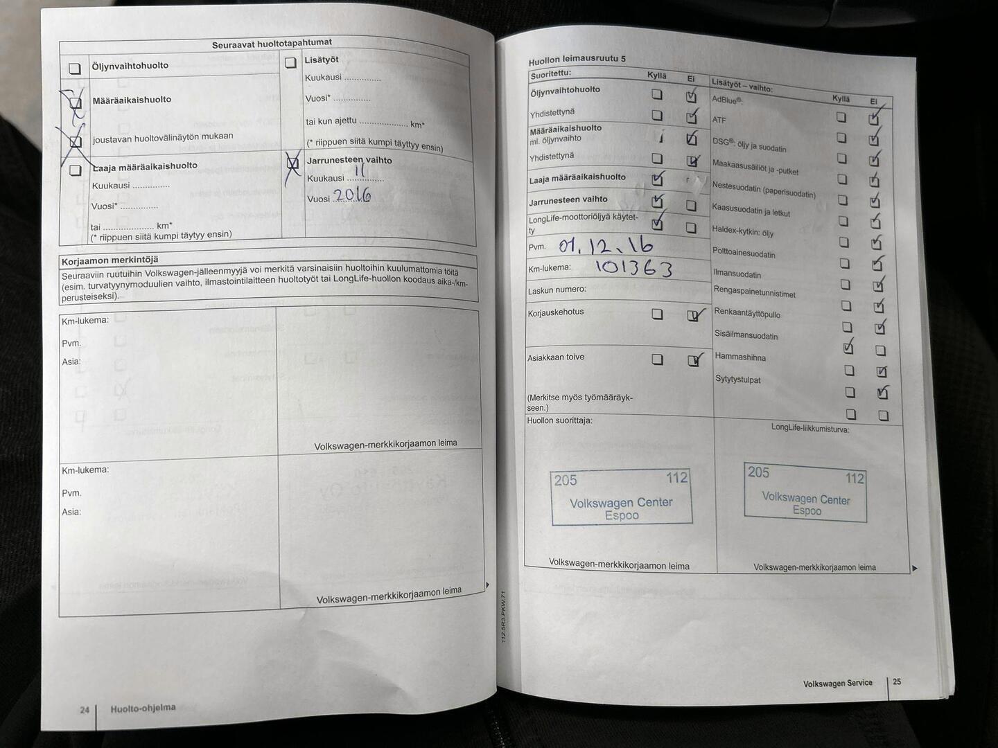 VOLKSWAGEN Passat 2011