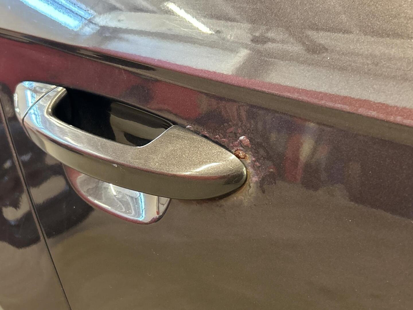 VOLKSWAGEN Passat 2011