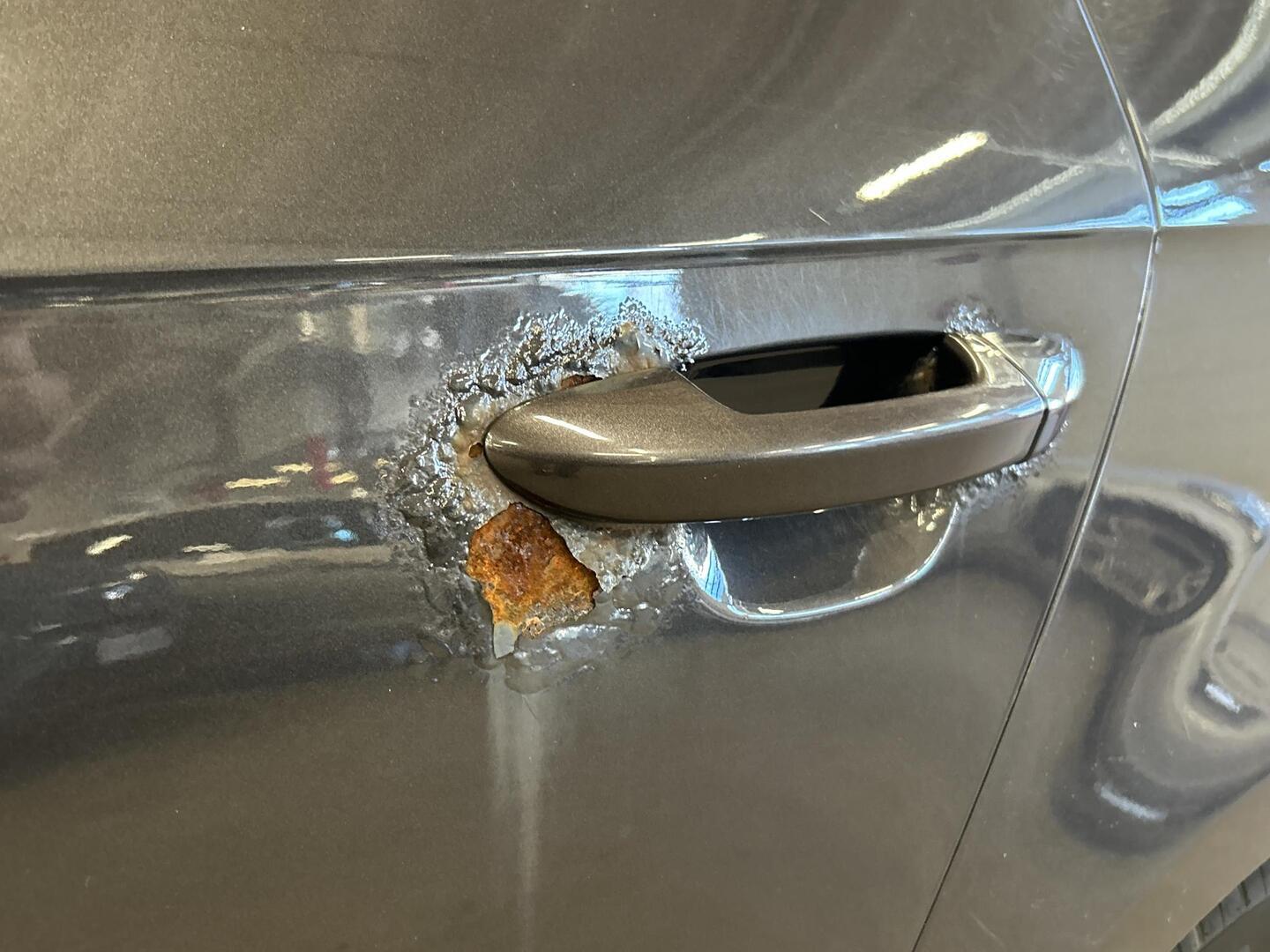 VOLKSWAGEN Passat 2011