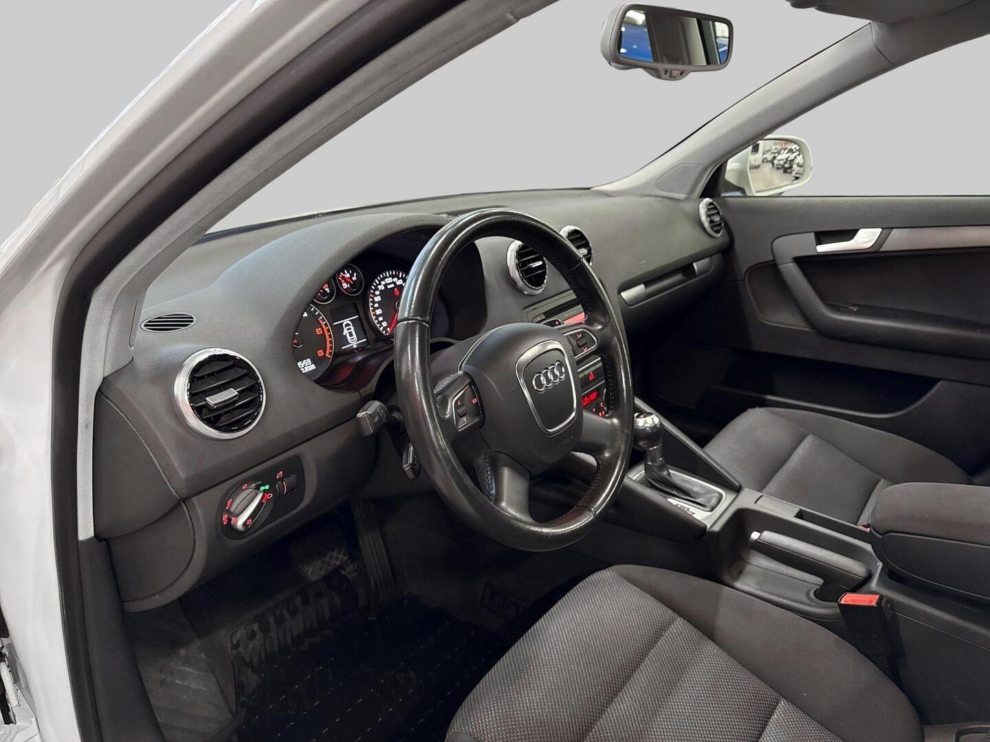 AUDI A3 2013