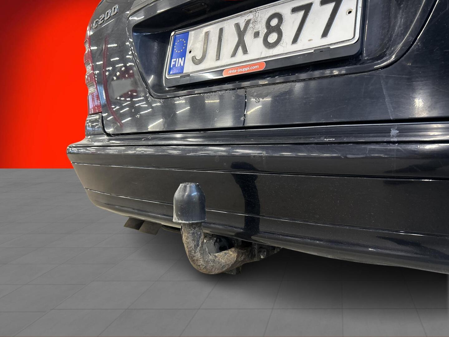 MERCEDES-BENZ C 2005