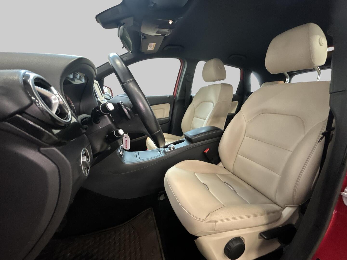 MERCEDES-BENZ B 2014