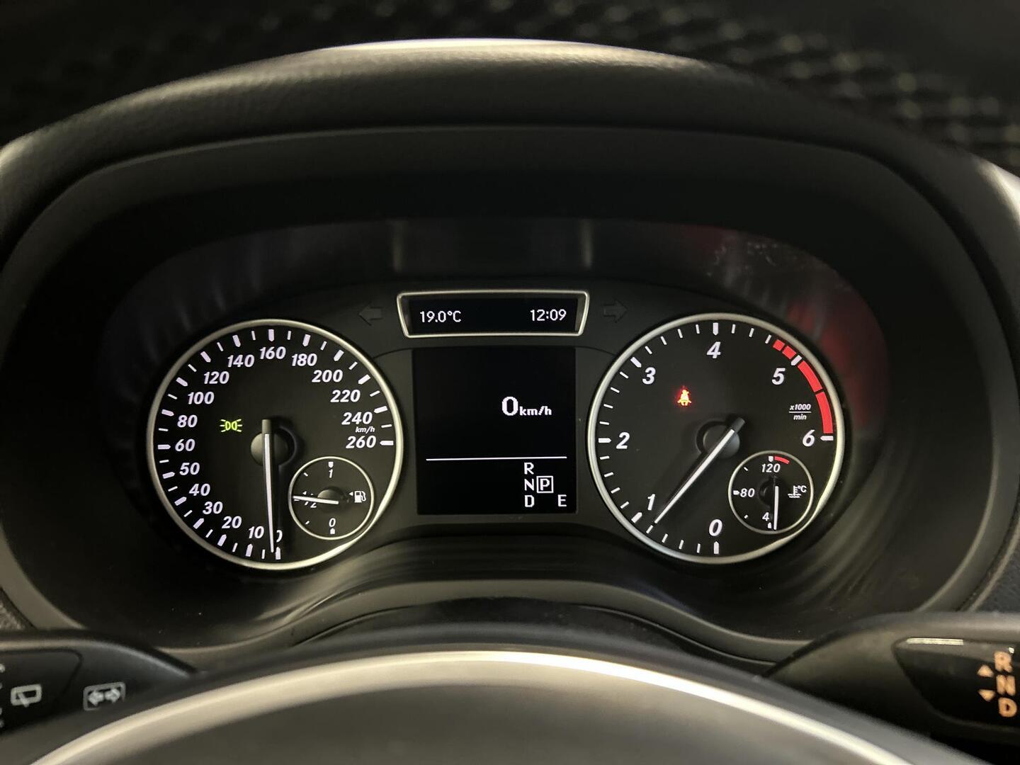 MERCEDES-BENZ B 2014