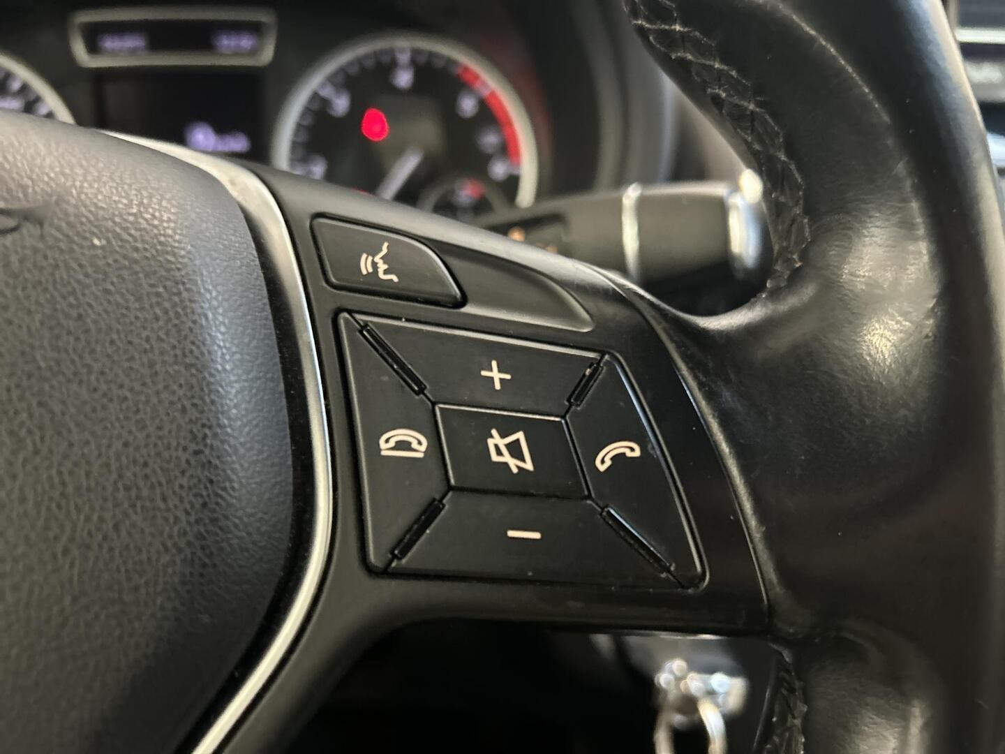 MERCEDES-BENZ B 2014