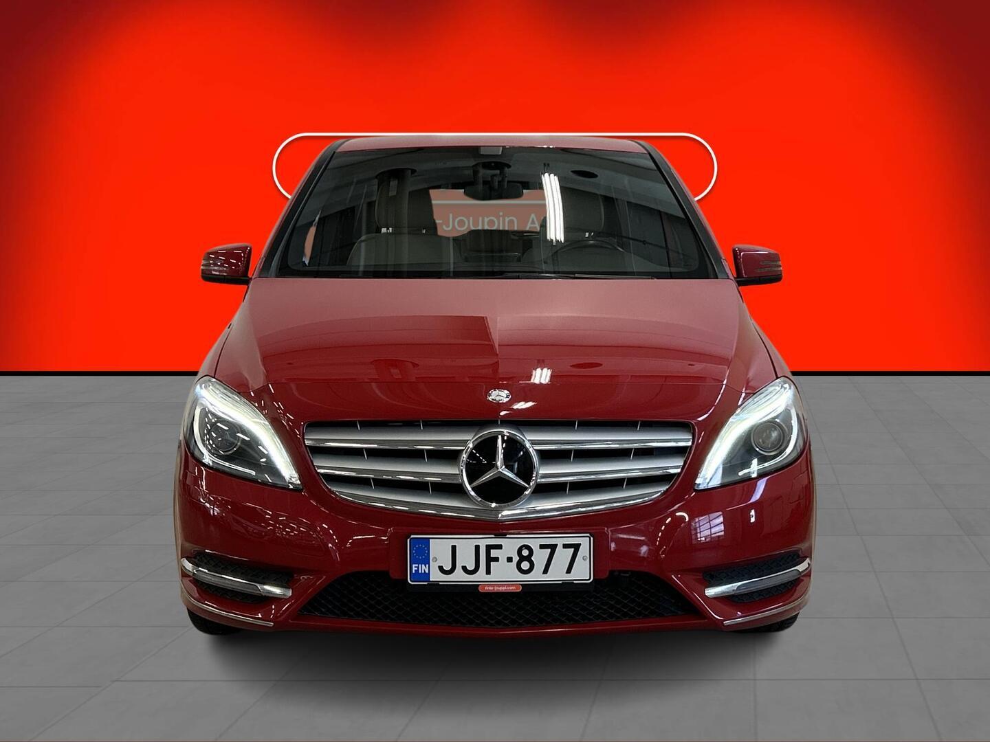 MERCEDES-BENZ B 2014