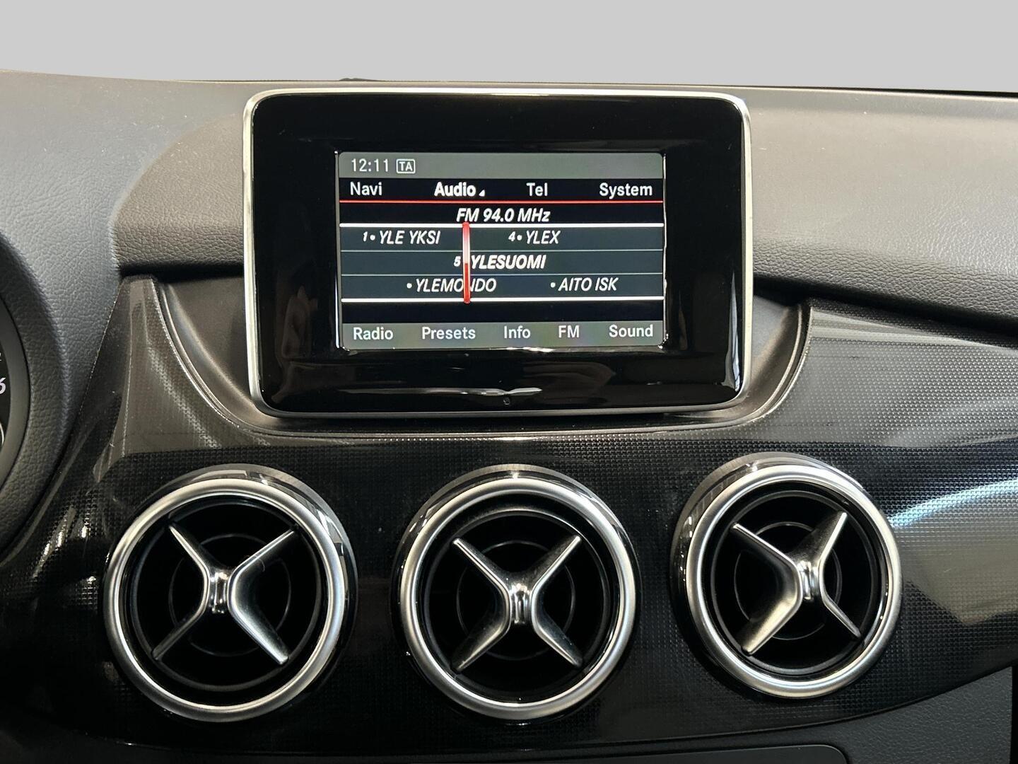 MERCEDES-BENZ B 2014