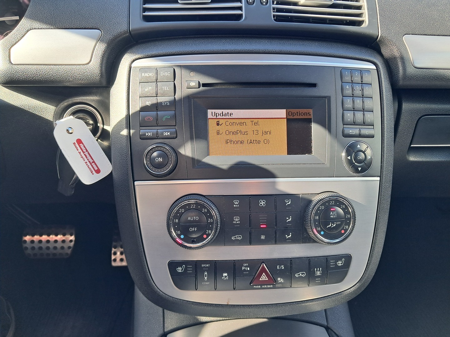 MERCEDES-BENZ R 2012