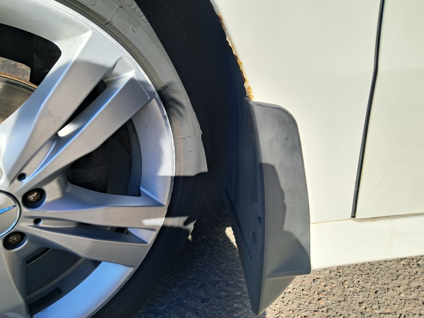 MERCEDES-BENZ R 2012