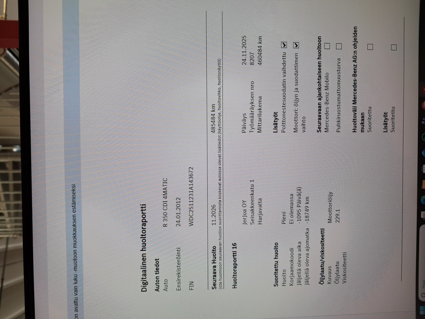 MERCEDES-BENZ R 2012