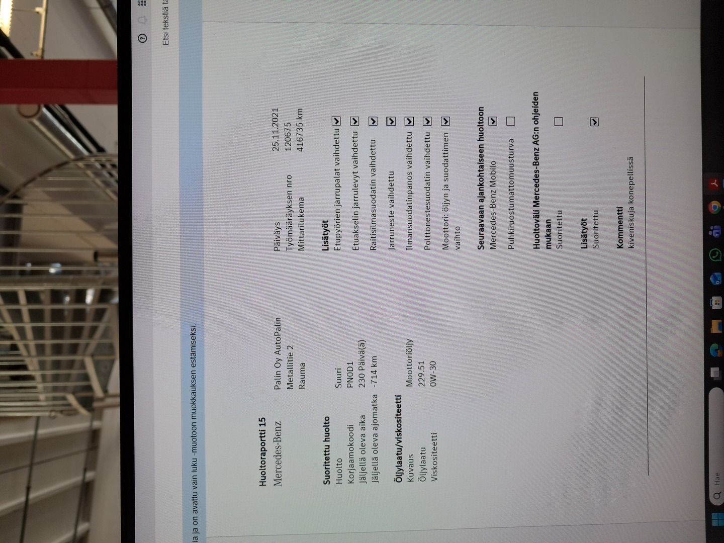 MERCEDES-BENZ R 2012