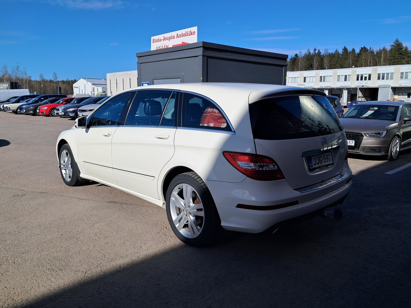 MERCEDES-BENZ R 2012