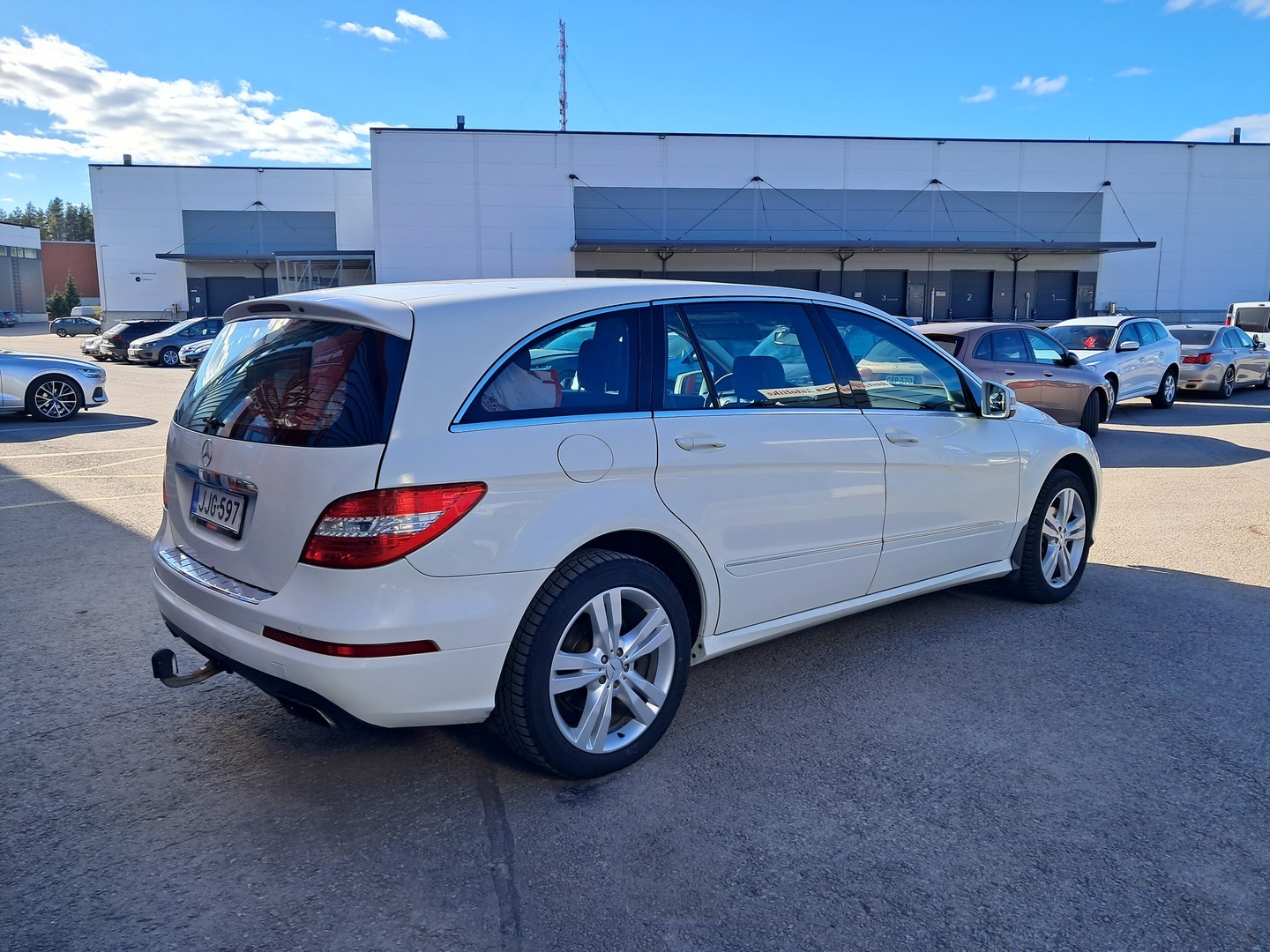 MERCEDES-BENZ R 2012