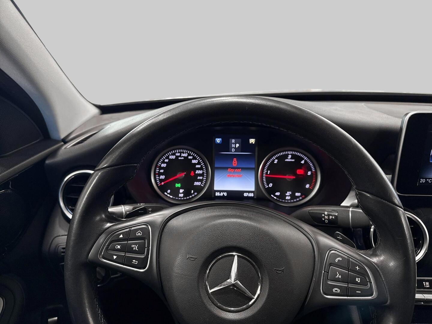 MERCEDES-BENZ C 2017