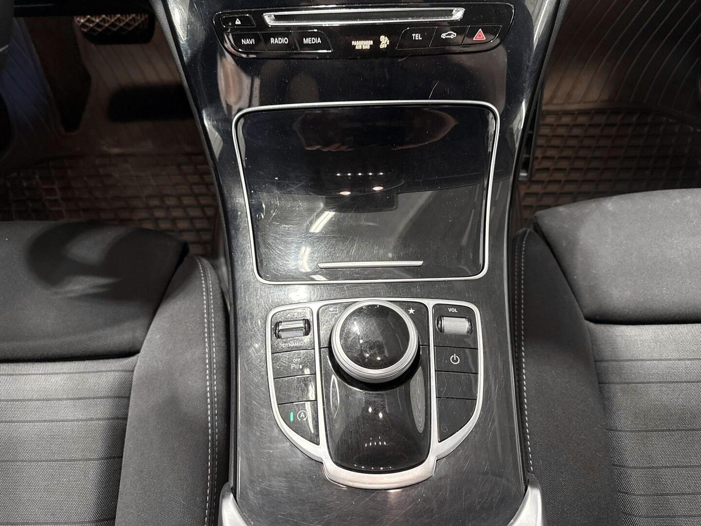 MERCEDES-BENZ C 2017