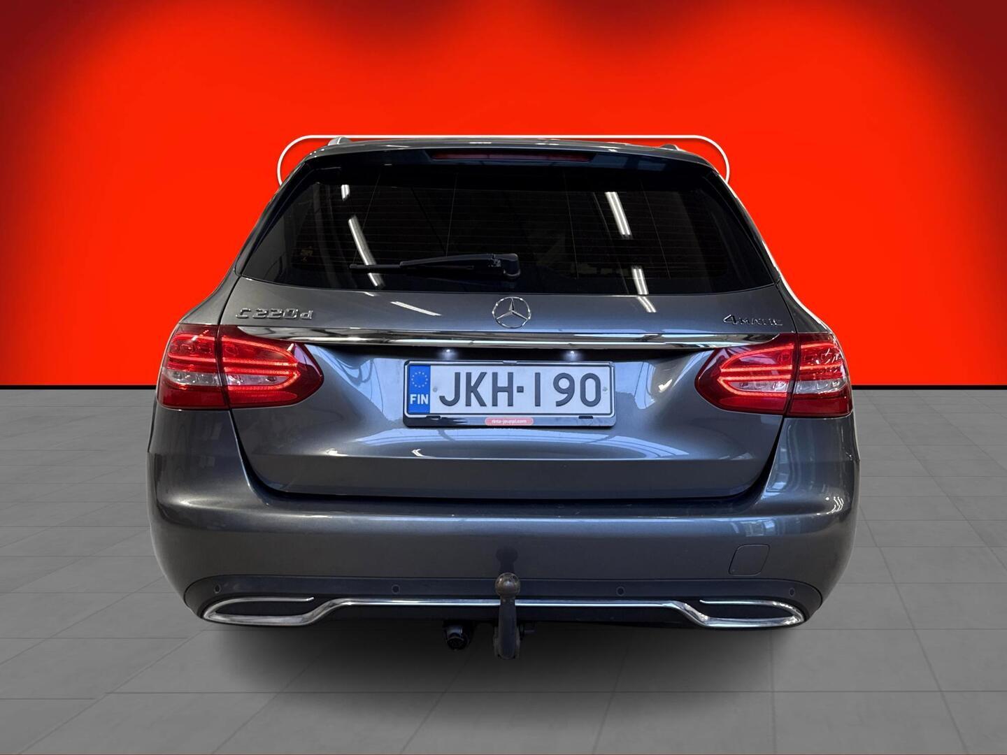 MERCEDES-BENZ C 2017