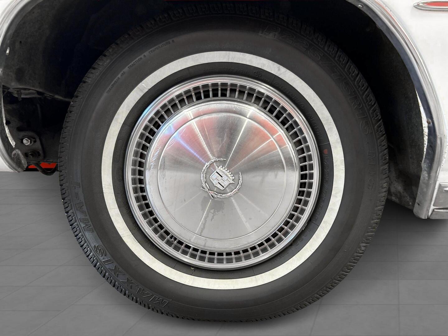 CADILLAC Eldorado 1974