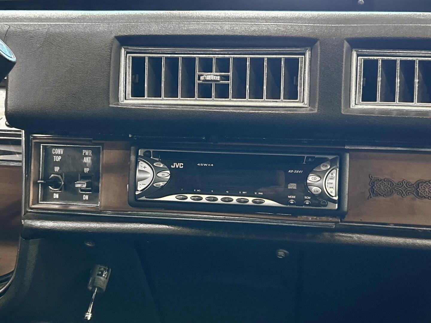 CADILLAC Eldorado 1974