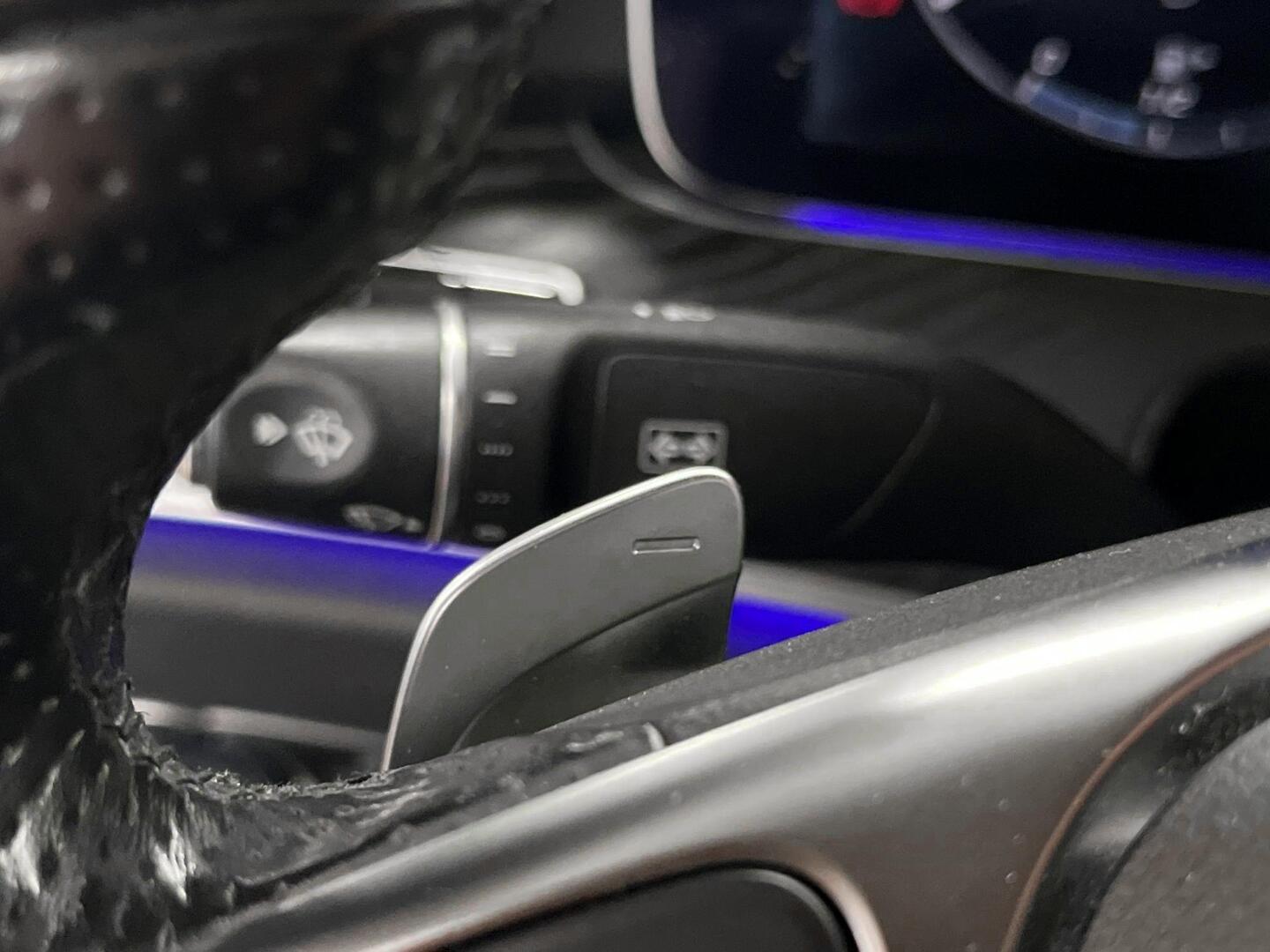 MERCEDES-BENZ E 2018