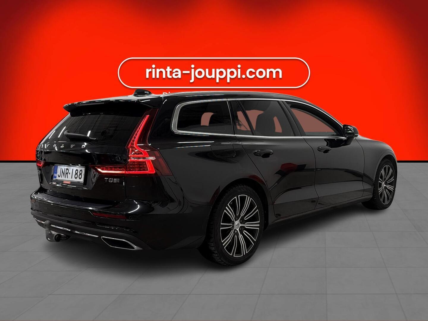 VOLVO V60 2019