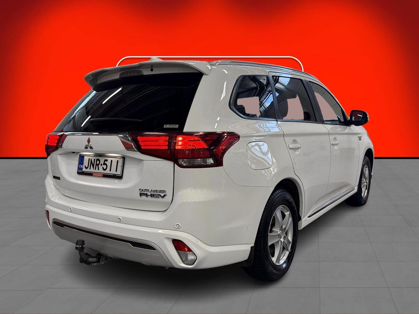 MITSUBISHI Outlander PHEV 2019