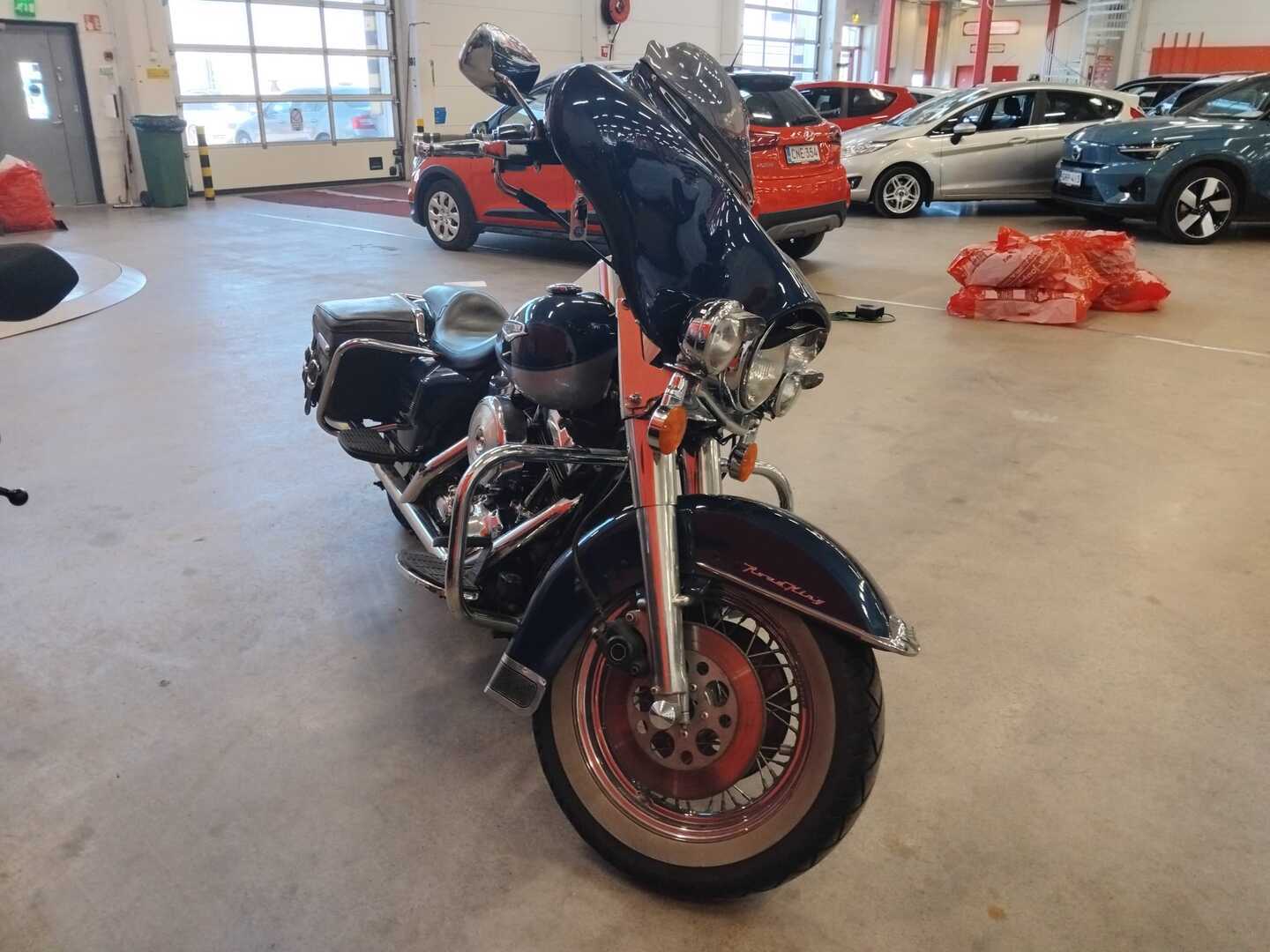 HARLEY-DAVIDSON TOURING 2000