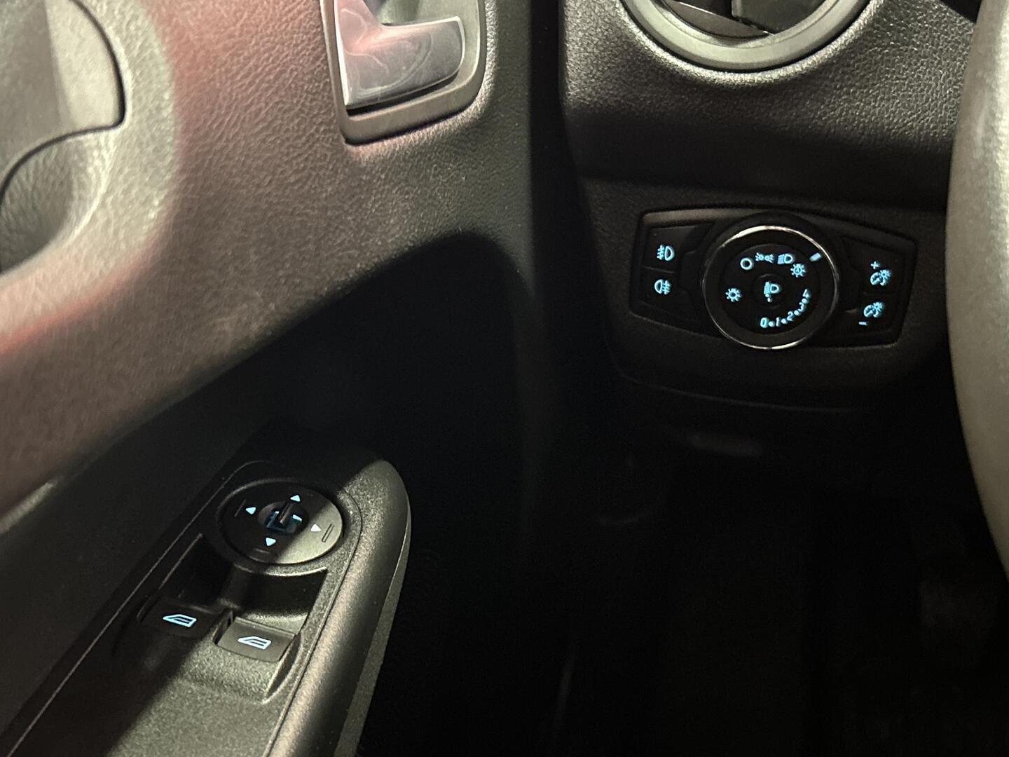 FORD Transit Courier 2018