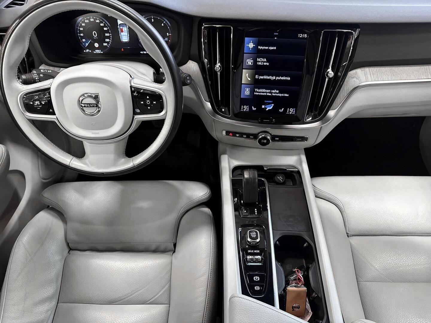 VOLVO V60 Cross Country 2021