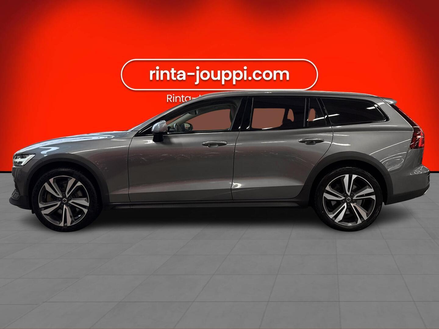 VOLVO V60 Cross Country 2021