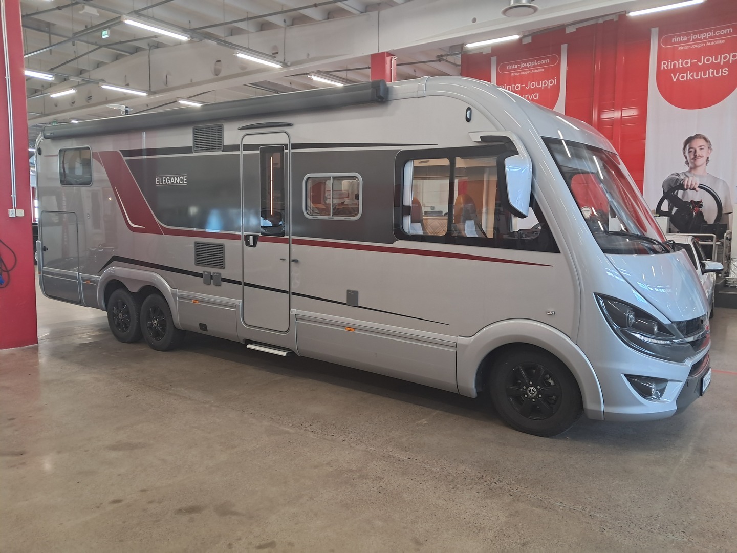 BÜRSTNER ELEGANCE 2025