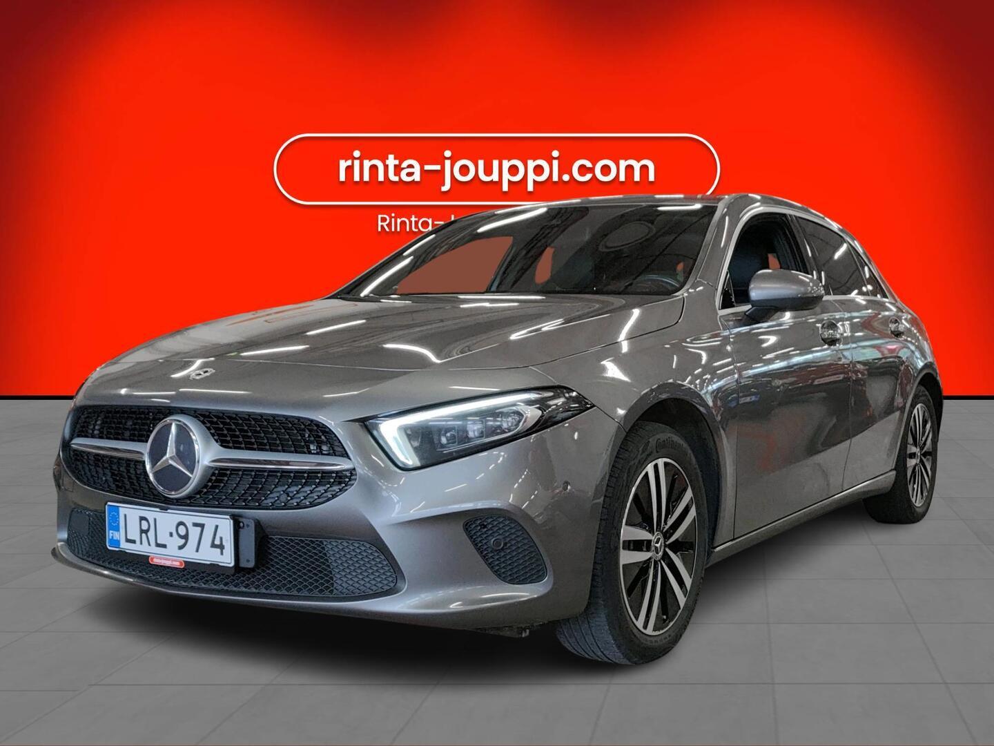 MERCEDES-BENZ A 2023