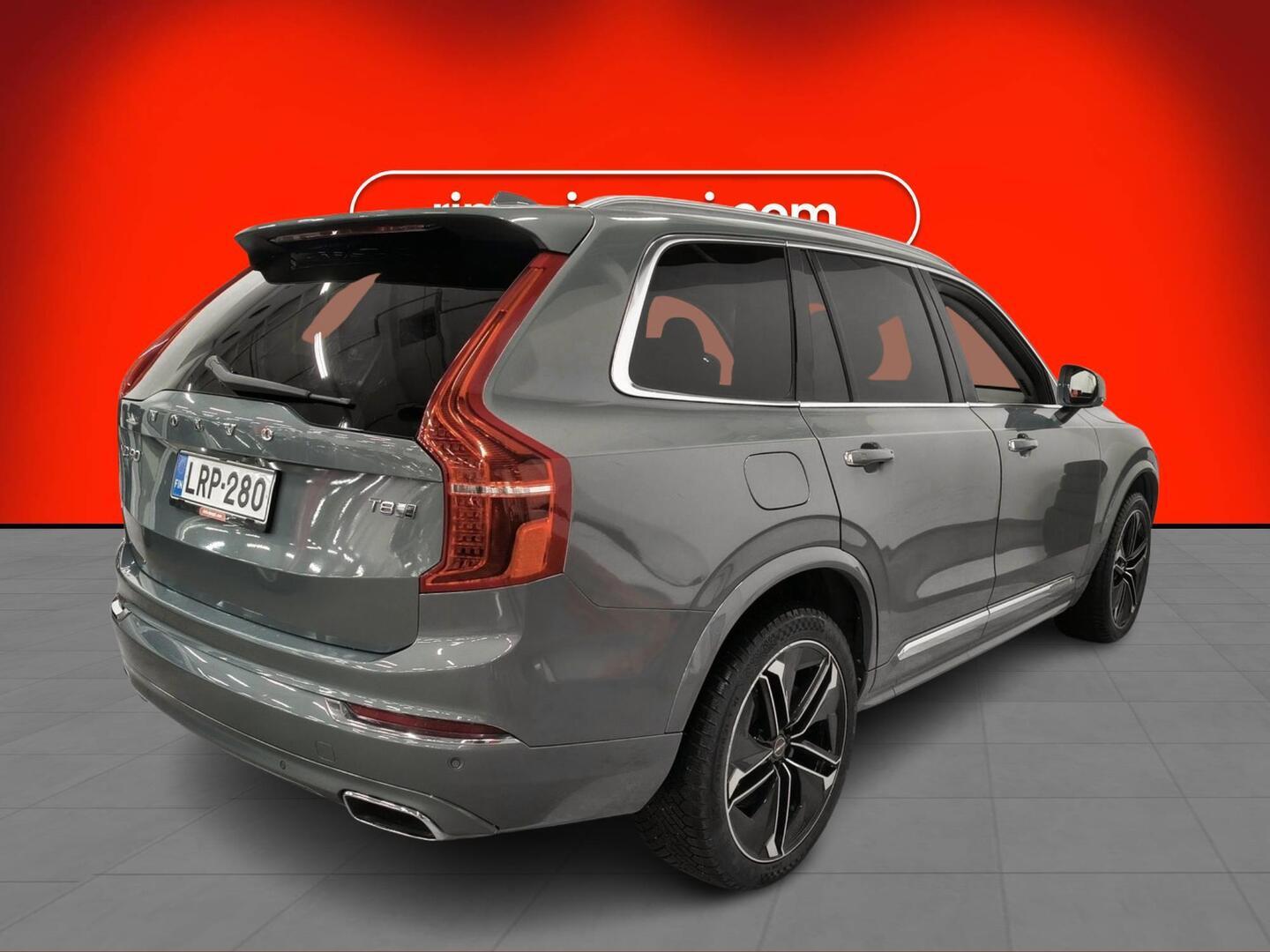 VOLVO XC90 2020
