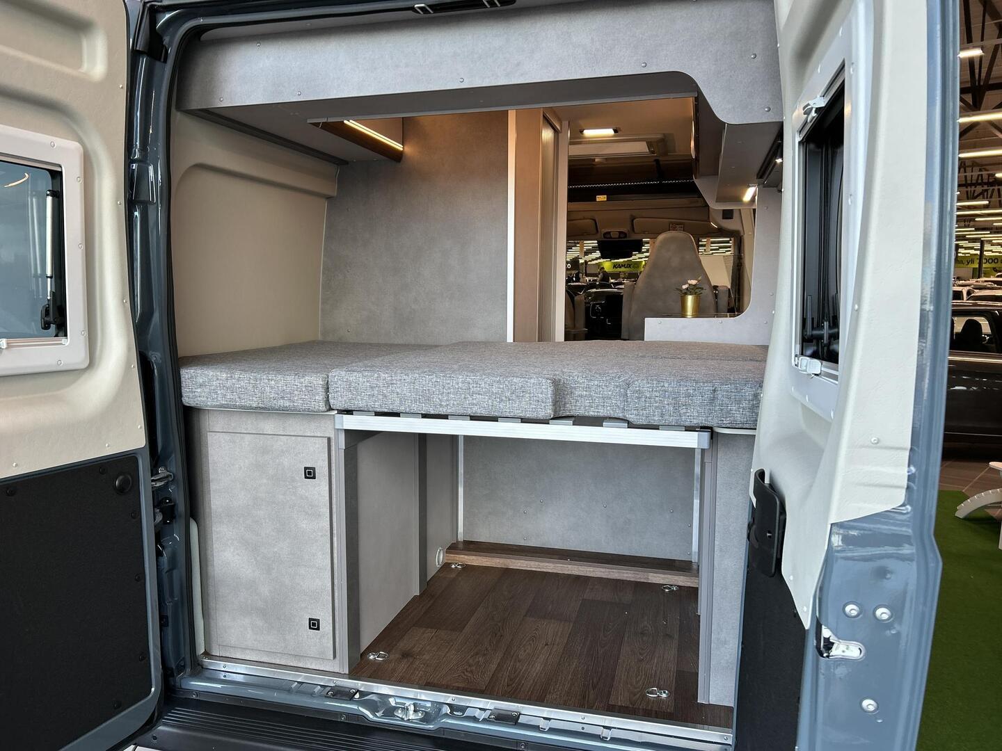 PÖSSL SUMMIT 540 SHINE 2026